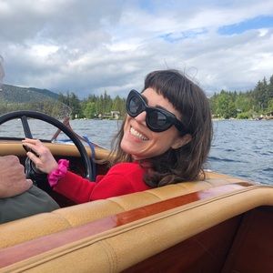 Meet your Posher, Nina